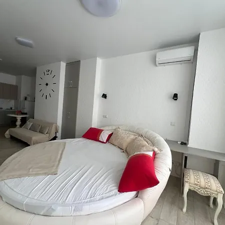 Seaseample0305 Апартаменты *